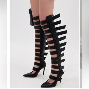 Flash sale! Elegant Black Gladiator Heels
